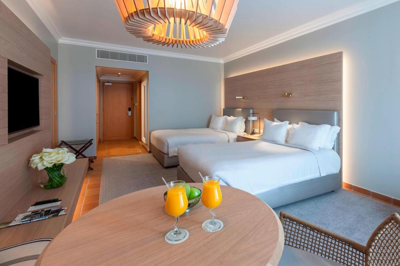 Praia D'El Rey Marriott Golf & Beach Resort Praia del Rei Ngoại thất bức ảnh Deluxe room